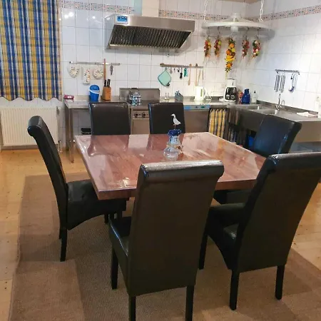 Farm stay Blumhoffs Ferienhof Mit Aussenpool Sudbrookmerland